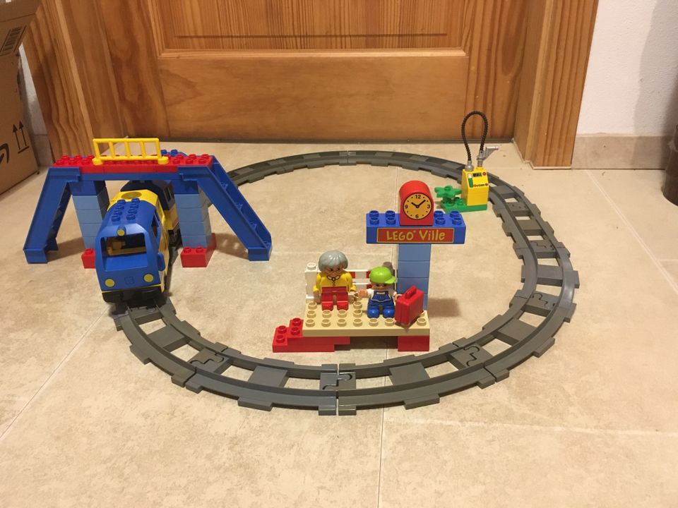 Lego Duplo Eisenbahn 5608 elektrisch in Werdau
