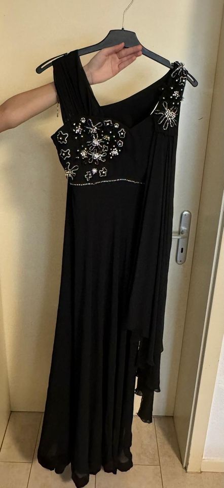 Abendkleid Abiballkleid schwarz silber in Fürth