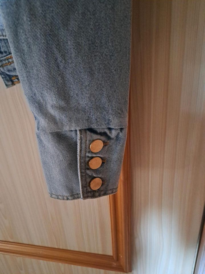 Jeansjacke NEU Größe 34 in Mering