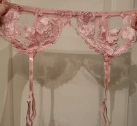 Schönes Dessous-Set BH,Stringtanga,StrumpfhaIter rosa Herz Gr:L Bayern - Friedberg Vorschau