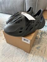 Yeezy Foam Runner Carbon, US 10, 44 ½, Deadstock Bochum - Bochum-Mitte Vorschau