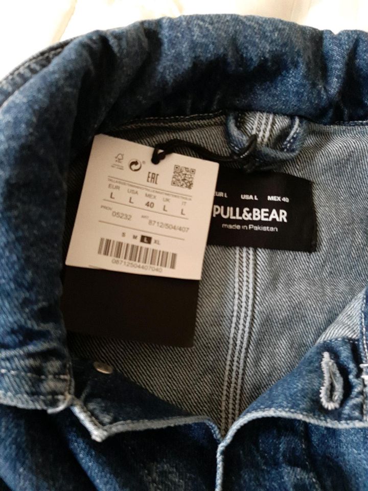 Damenjeansjacke   ganz neu   Größe L  (40) in Grimmen