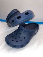 Crocs Hausschuhe blau Größe w1 m3 33-34 Niedersachsen - Winsen (Luhe) Vorschau