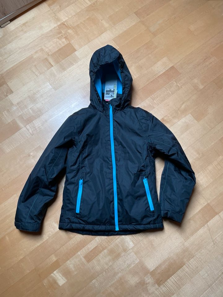 Winterjacke Schneejacke Skijacke Jacke Gr. 146/152 in Zeilarn