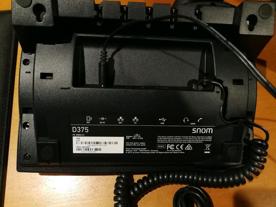 Snom D375 IP Telefon in Brechen