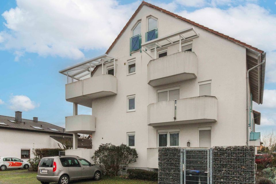 3-Zi.-Wohnung mit 2 Balkonen und 2 Freistellplätzen in vorteilhafter Lage in Waldsee