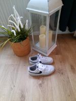 Nike Schuhe Sportschuhe Sneaker top gr.38.5 Berlin - Spandau Vorschau