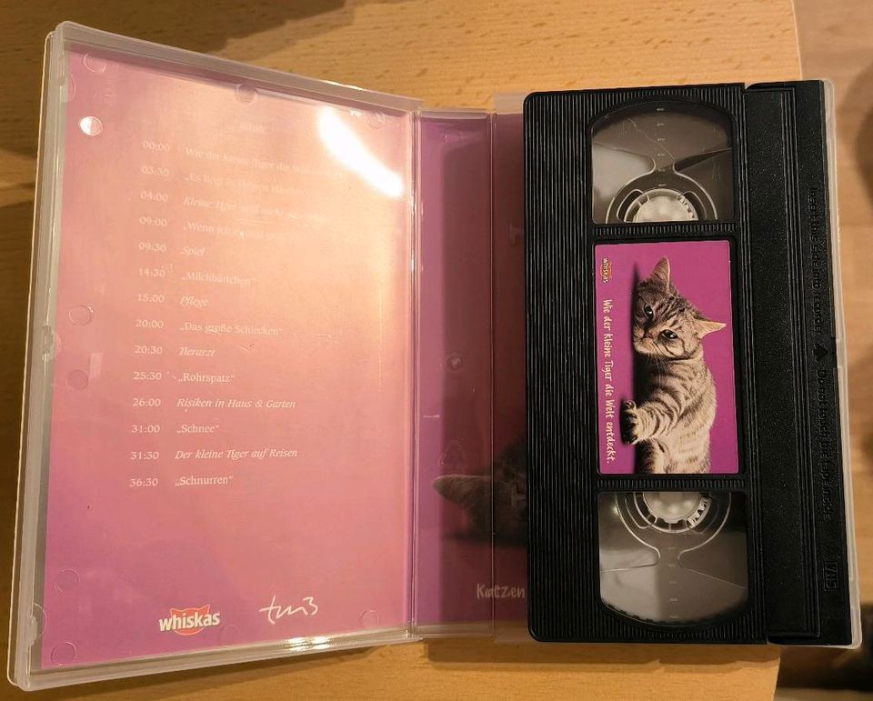 Whiskas Video Kassette Wie der kleine Tiger die Welt entdeckt. in Gornau