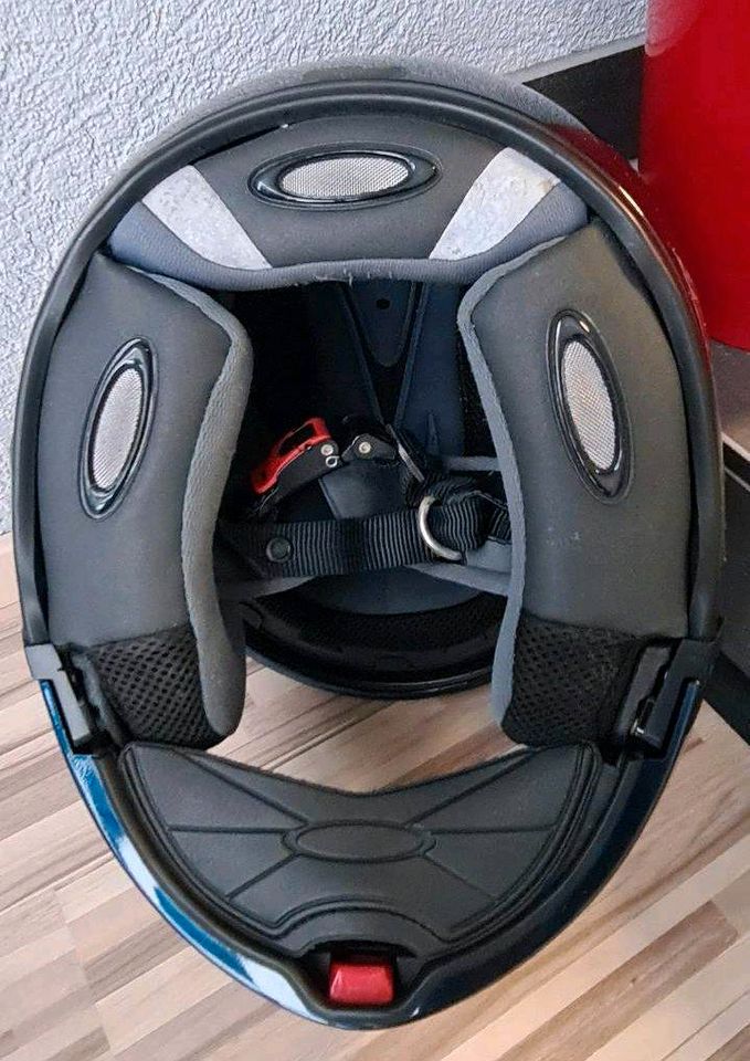 Motorradhelm / Klapphelm Größe S in Saarbrücken