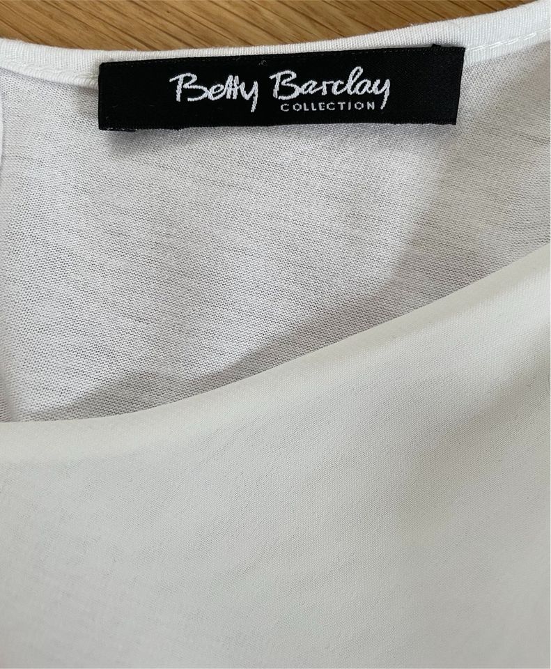 Betty Barclay Blusenshirt Gr 42 in Hohenstein