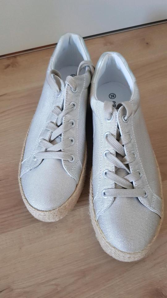 Sneaker, Schuhe, Gr 39, Sportschuhe, Halbschuhe,Turnschuhe in Barmstedt