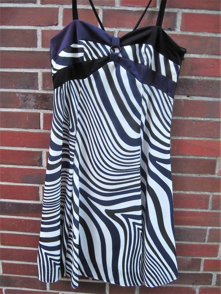 Sommerkleid Ballkleid Abschlussball Abendkleid Zebra Gr. 38 in Norden