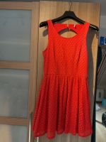 rotes Kleid Niedersachsen - Lastrup Vorschau