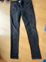 Emporio Armani Jeans Dakota Größe 25 neu Bayern - Eching (Kr Freising) Vorschau