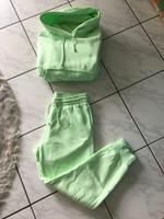 Mint Grüner Oversize Nike Jogginganzug Zweiteiler Gr. M Berlin - Mitte Vorschau