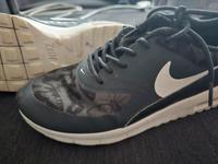 nike thea damen Sneacker  gr. 38,5 Sachsen-Anhalt - Genthin Vorschau