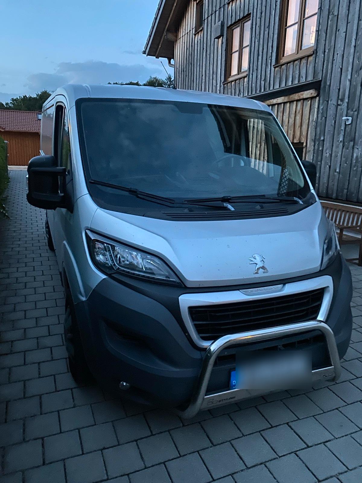 Abbildung des Autos Peugeot Boxer 3.0 tdi L2…