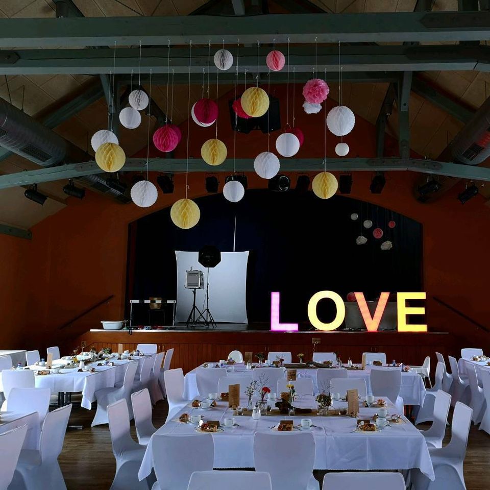 XXL LOVE Buchstaben mieten Hochzeit LED Leuchtbuchstaben in Bad Neustadt a.d. Saale