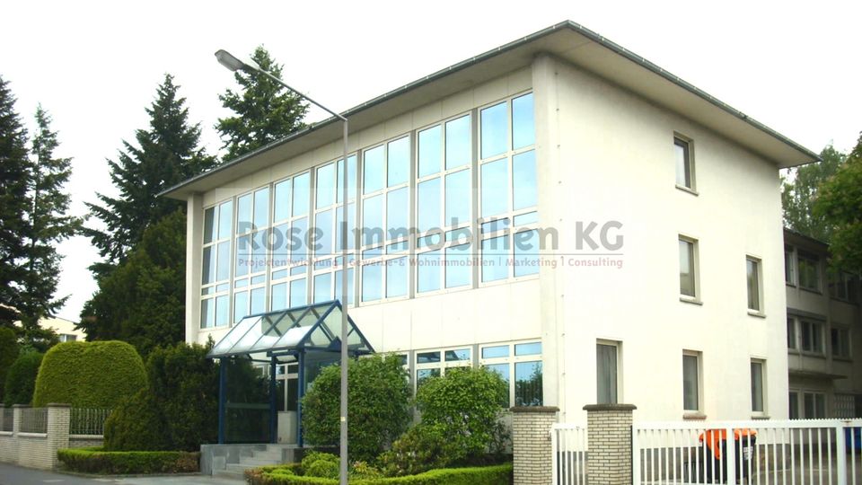 ROSE IMMOBILIEN KG: Bürogebäude in sehr guter Verkehrslage - Nähe B 482 in Porta Westfalica! in Porta Westfalica