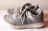 adidas Sneaker Gr. 38,5, UK 5,5 Bayern - Haarbach Vorschau