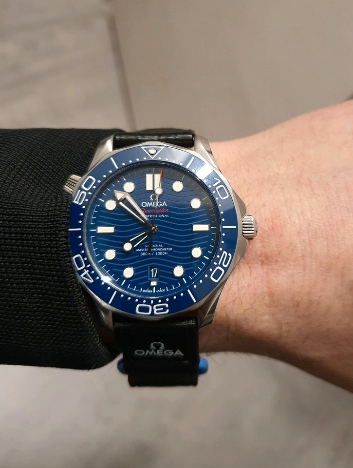 Omega Seamaster blau Keramik Lünette neues 42 Stahl FullSet Titan in Hagelstadt