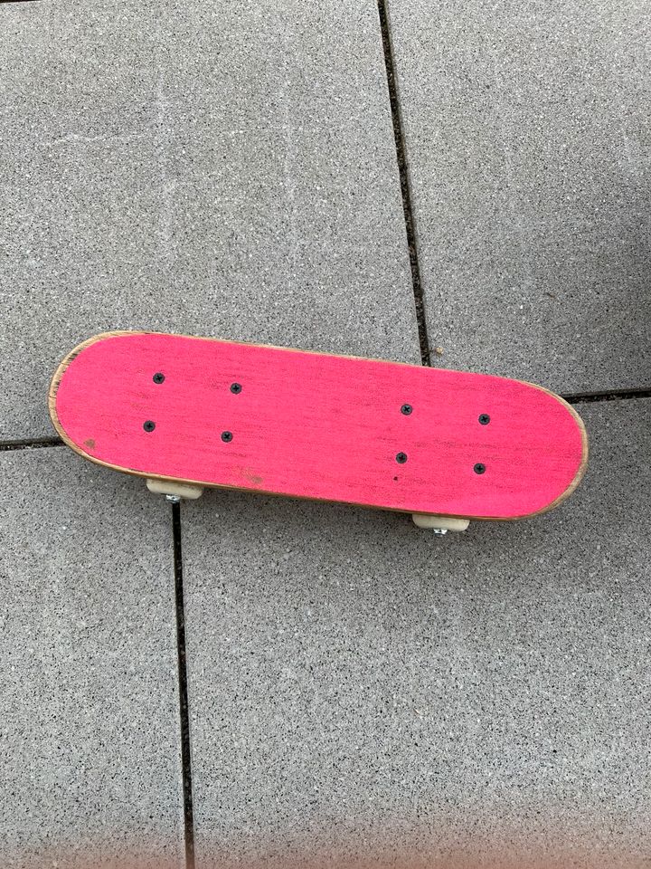 Skateboard ca. 45 cm lang pink Kinder in Neuler