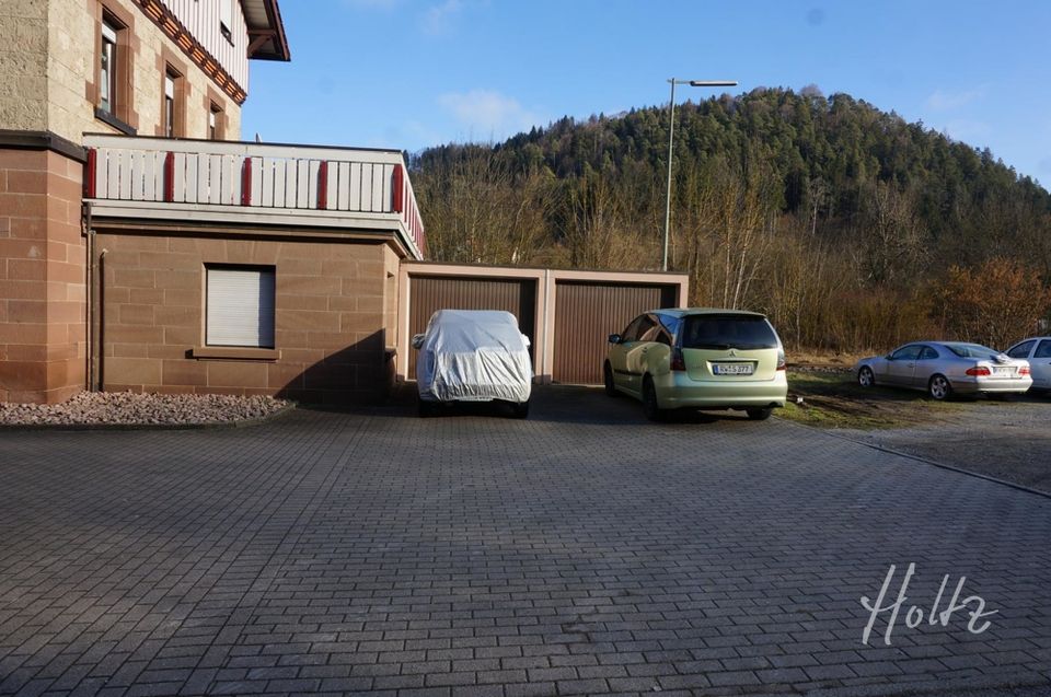 Das lässt sich entwickeln ... Zinshaus mit vier Wohnungen und sep. Garagengrundstück in Epfendorf !! in Epfendorf