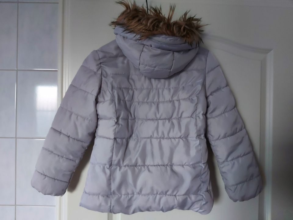 schöne Mädchenjacke Winterjacke 140 Zara girls Anorak Jacke warm in Barbing