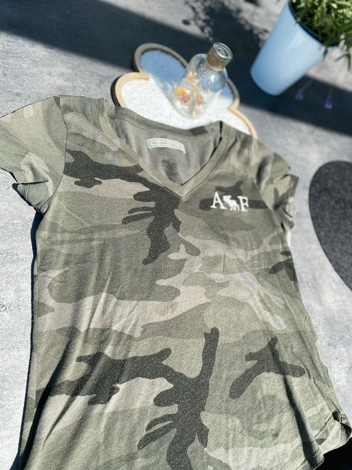 Abercrombie & Fitch ⭐️ T Shirt Gr 36/ S Camouflage in Mackenbach