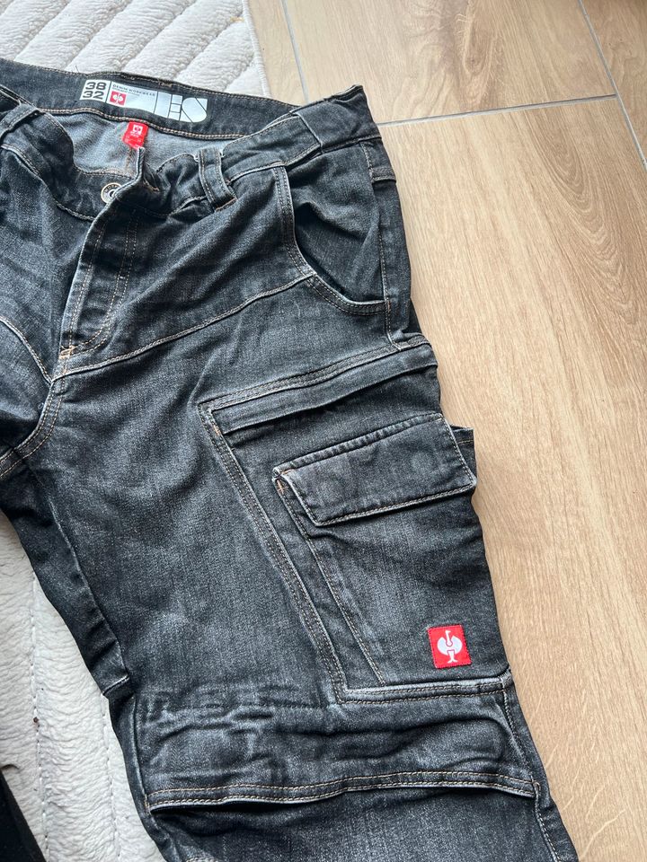 Engelbert Strauß Hose Jeans schwarz 38 / 32 in Heimbach