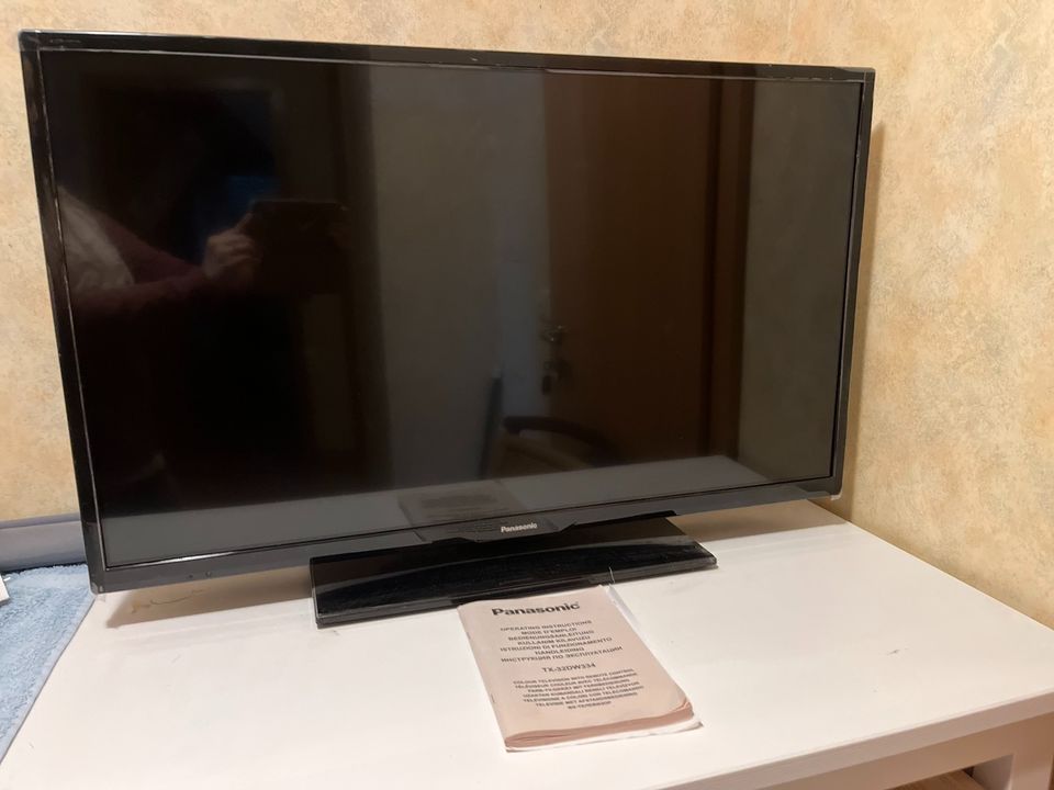 Panasonic TV in Grosselfingen