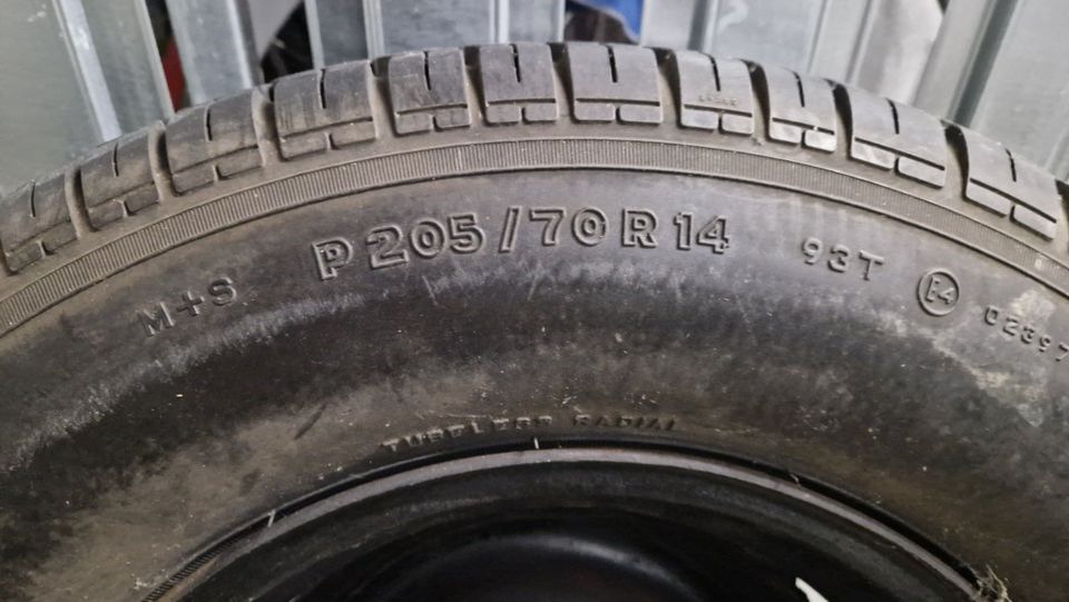 General Tire XP2000 205/70 R14 Oldtimer-Reifen auf Stahlfelge in Hamburg