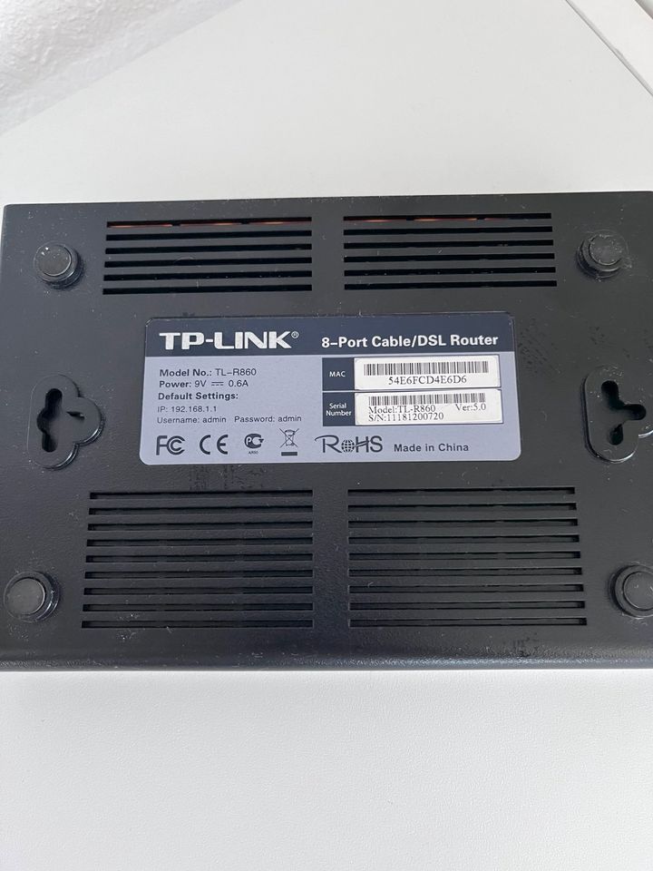 Tp-Link TL-R860.  8-Port-Kabel-/DSL-Router in Nufringen