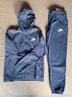 Nike Trainigsanzug Sportanzug Hoodie M 140 Rheinland-Pfalz - Bruchmühlbach-Miesau Vorschau