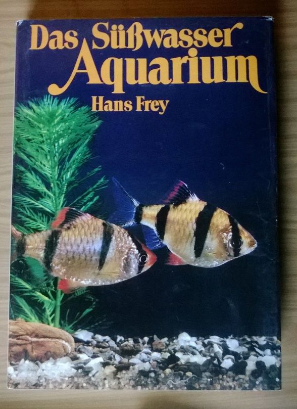 Terrarium 1,45 m, 5 Mooreichenstücke, 4 Aquarium-Bücher in Zahna-Elster