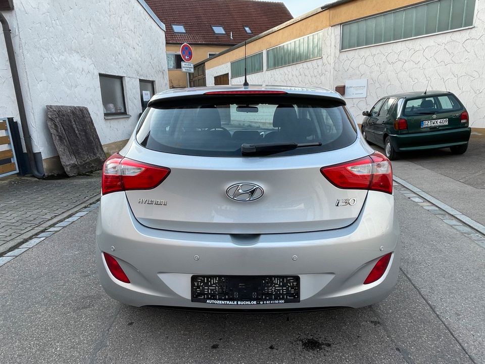 Hyundai i30 1,4 Diesel Klima Einparkhilfe in Burgau