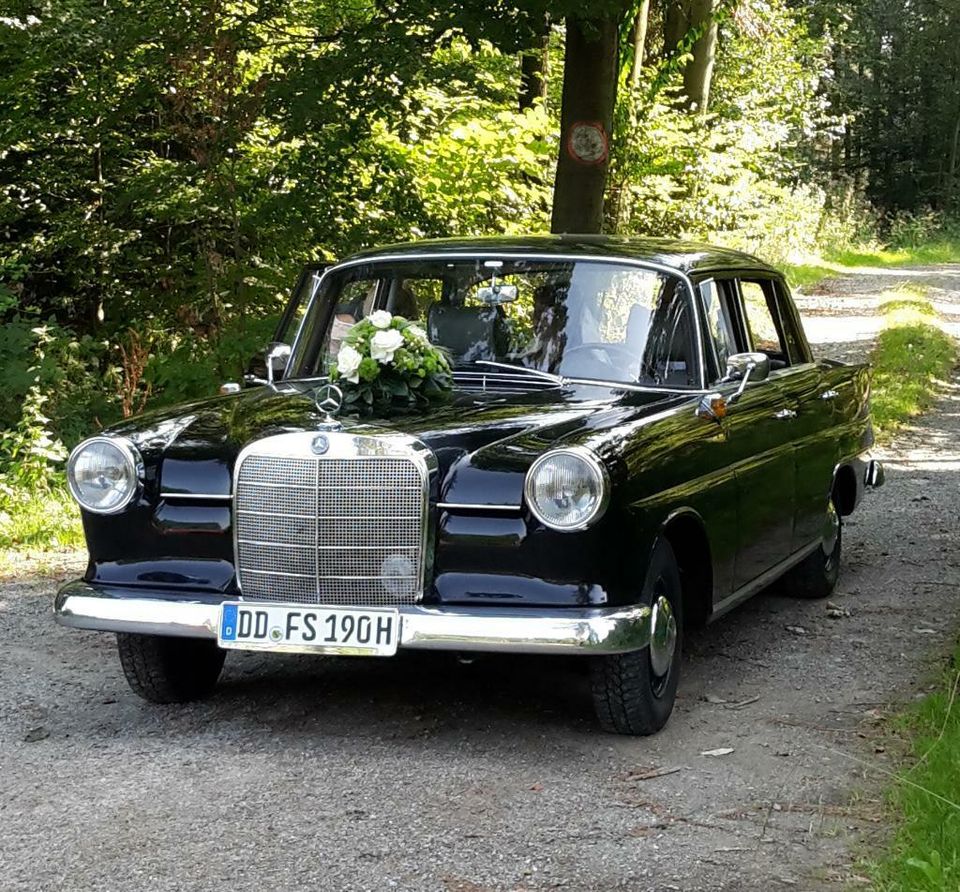 Oldtimer Hochzeitsauto mieten Mercedes Heckflosse Hochzeit in Dresden