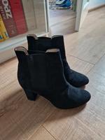 Top! Unisa Stiefelette Wildleder schwarz Gr. 40 Niedersachsen - Salzgitter Vorschau