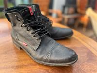 Levi’s Boots Schuhe in schwarz Leder und Jeans Gr. 45/46 Nordrhein-Westfalen - Detmold Vorschau