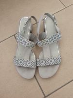 Bellissima Sandalen Pantoletten Damen Gr 42 silber/grau Nordrhein-Westfalen - Mönchengladbach Vorschau