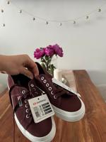 Neu weinrote Superga Sneaker Obergiesing-Fasangarten - Obergiesing Vorschau