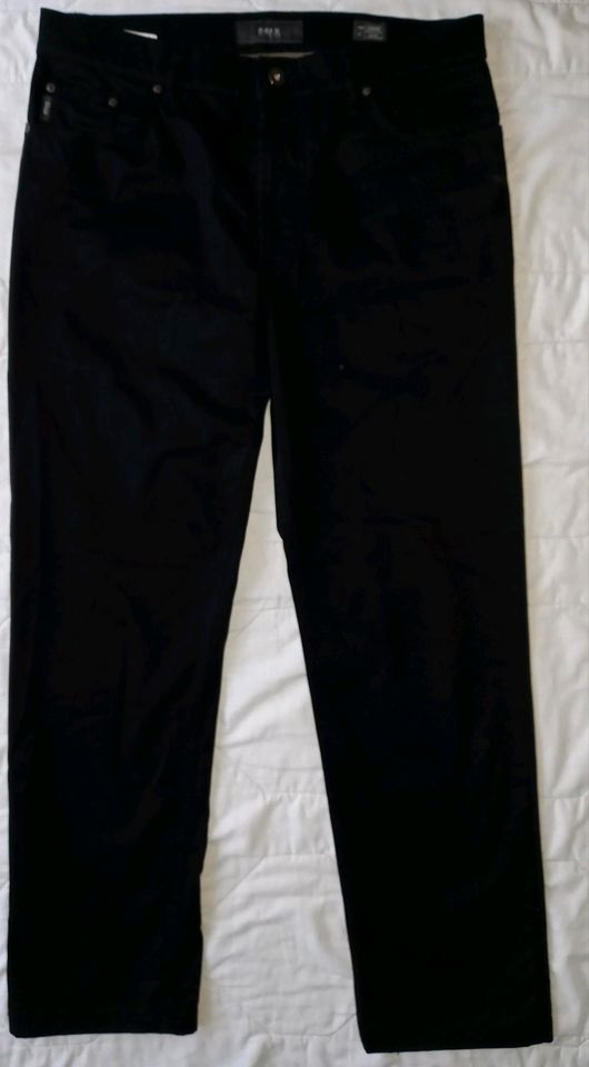 Brax Jeans "Cooper" W36 L34 perma black - NEU in Troisdorf