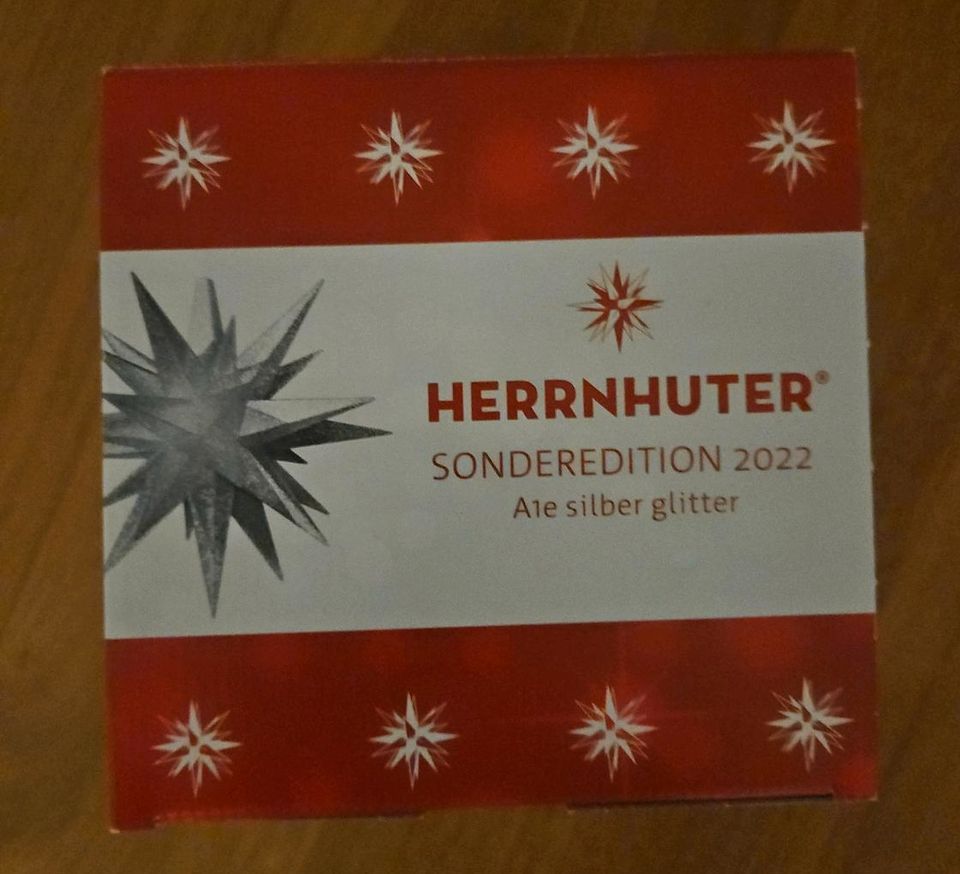 Herrnhuter Stern Sonderedition 2022 silber glitter NEU in Neuenkirchen