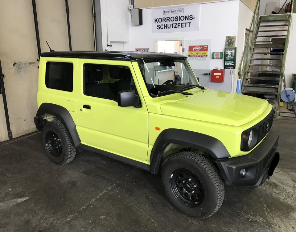 Suzuki Jimny Hohlraumversiegelung und Unterbodenschutz in Mülheim (Ruhr)