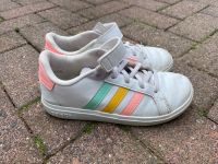 Adidas Turnschuhe/ Sneaker Größe 33 Schleswig-Holstein - Gettorf Vorschau