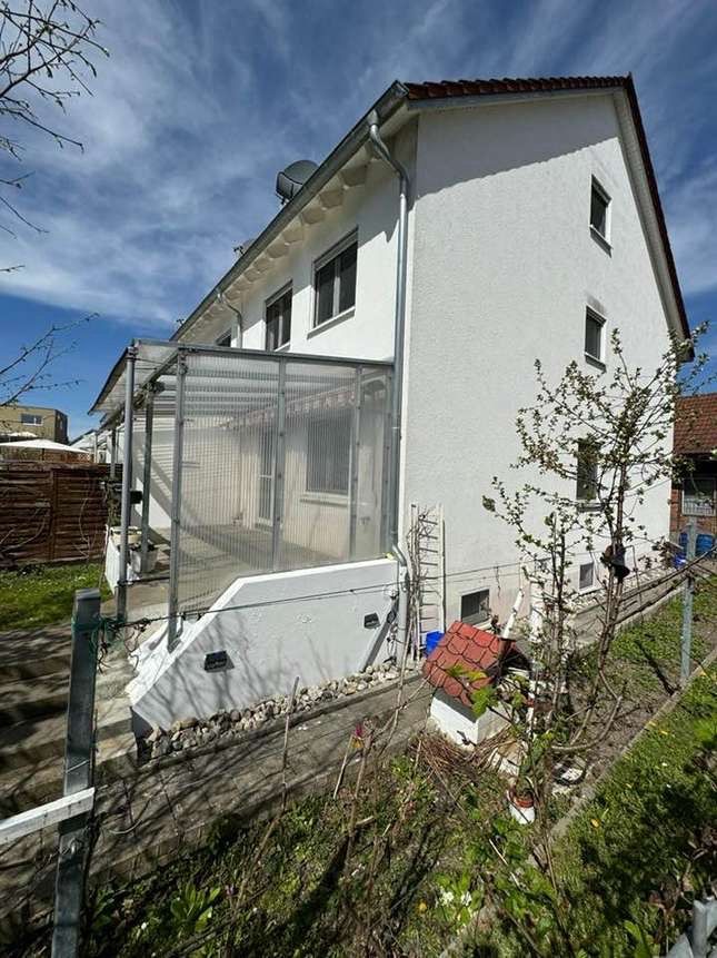 zu Fuß in den Kindergarten/zur Schule - zu Fuß zum Einkaufen! Traumhaftes Eckhaus im Herzen von Laupheim in Laupheim