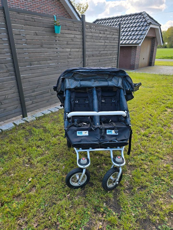 TFK Buggy mit 2 Babyschalen Zwillinge Geschwisterwagen in Rhauderfehn