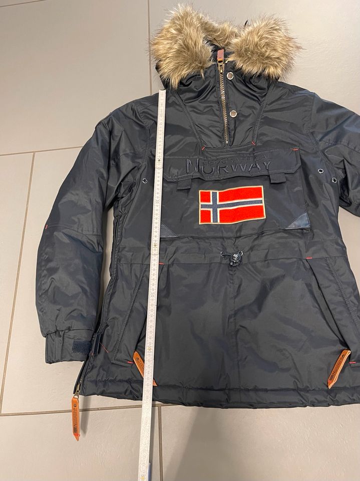 Geographical Norway Jacke Gr. S neuwertig in Leonberg