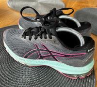 ASICS Laufschuhe Sportschuhe Gr. 37,5 wie NEU Hessen - Weimar (Lahn) Vorschau