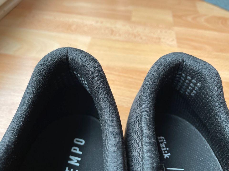 Fizik Tempo Overcurce R4 44,5 Boa Rennradschuhe in Markt Schwaben